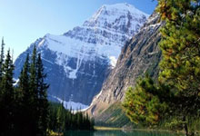 DB游戏-当紫金王朝被戳破的夜晚：平民球队如何撕碎湖人三亿阵容？