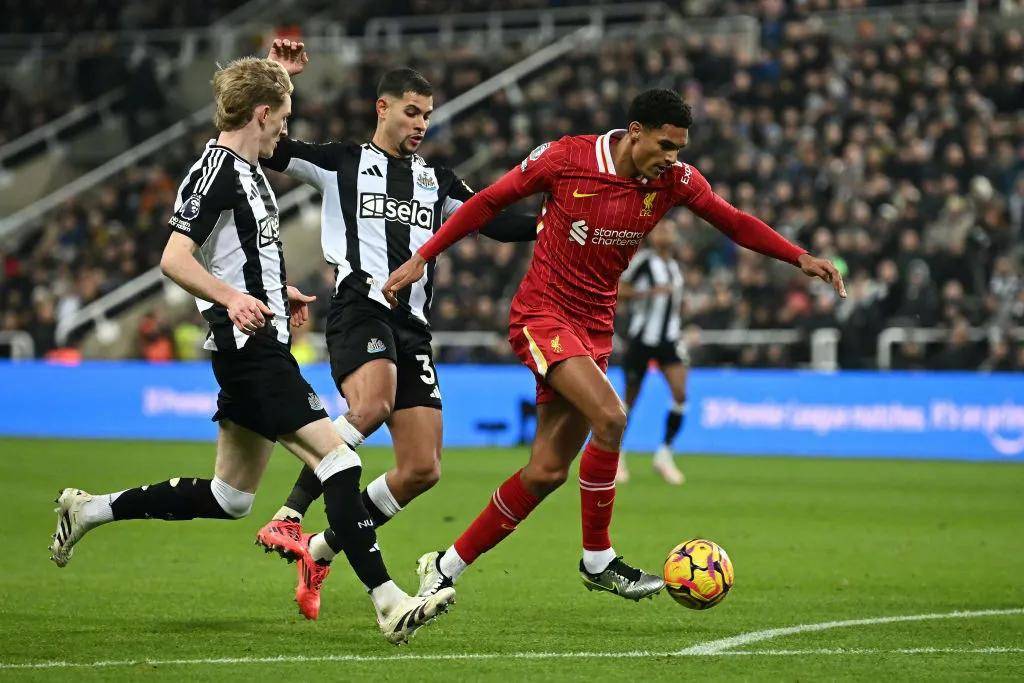 DB彩票官网-关于蒙彼利埃客场逼平马赛，暂时领先积分榜的信息