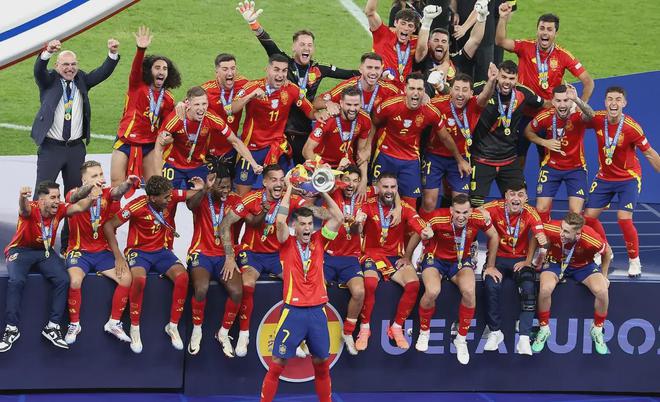 西班牙篮球队跻身世界杯决赛