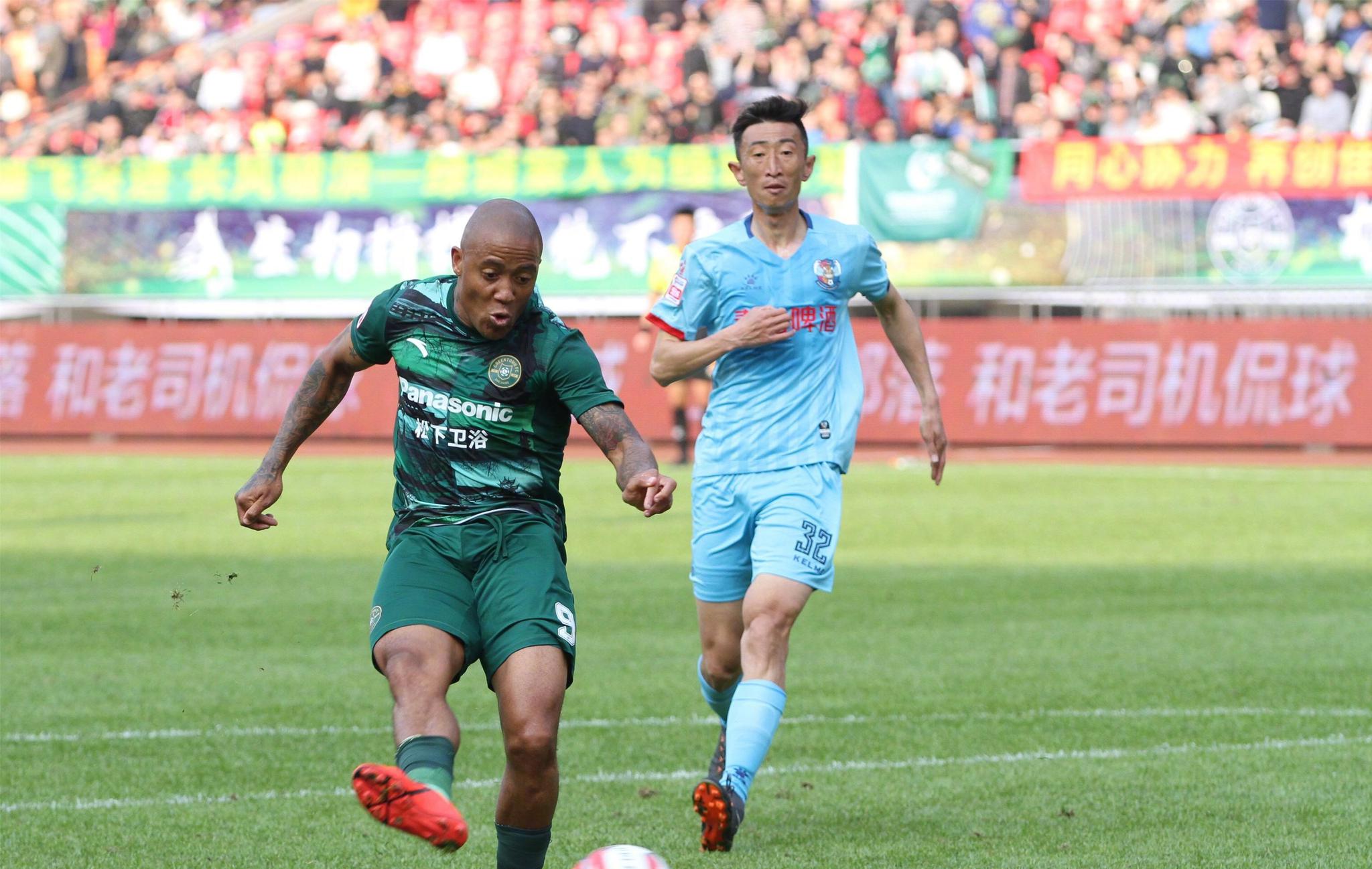 DB游戏-重庆力帆客场胜利，保持领跑积分榜