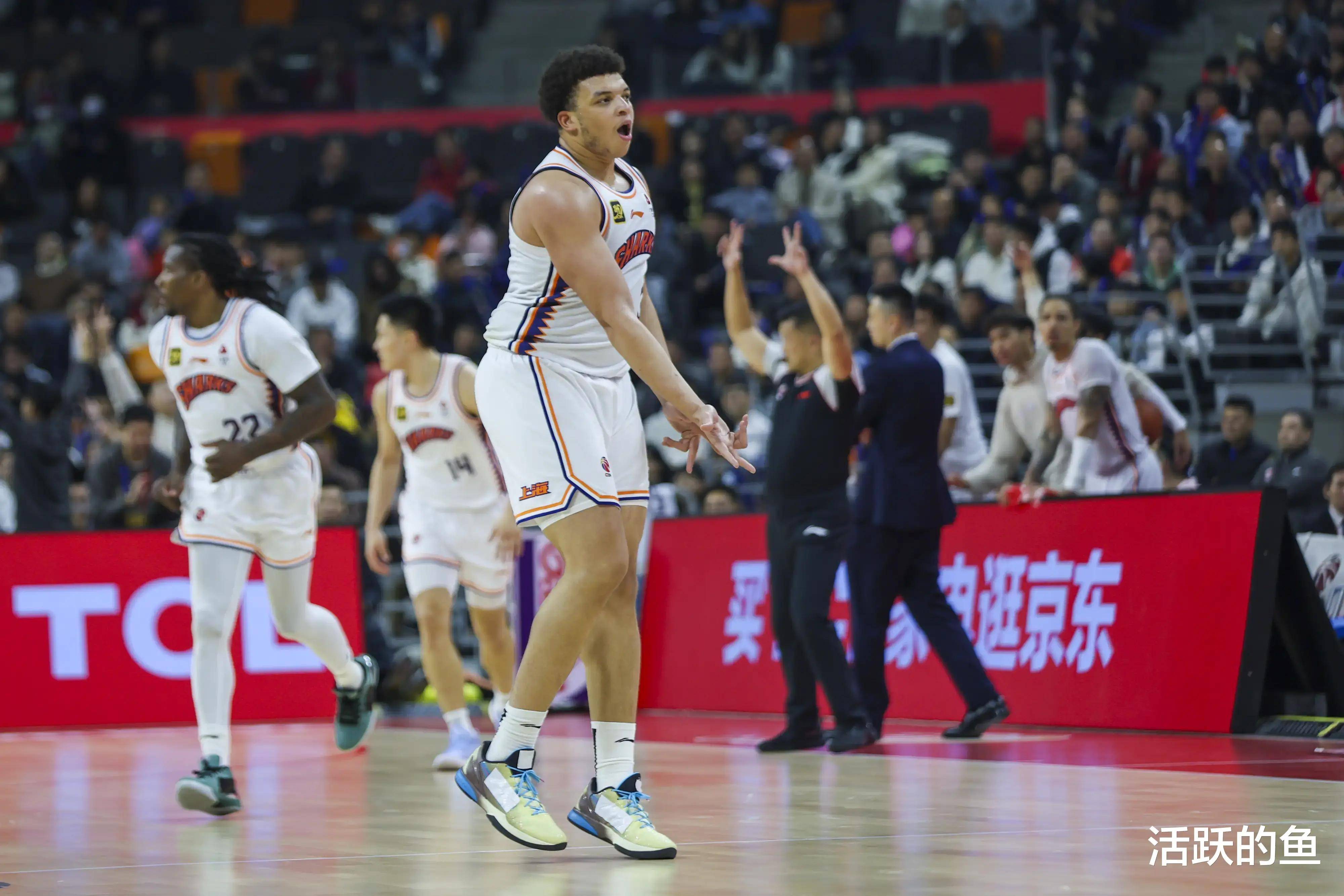 北京男篮将对阵新疆队，谁将胜出？