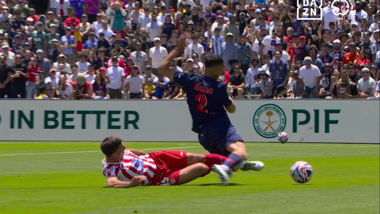 DB彩票平台-巴黎圣日耳曼决胜一搏，拼尽全力争取三分