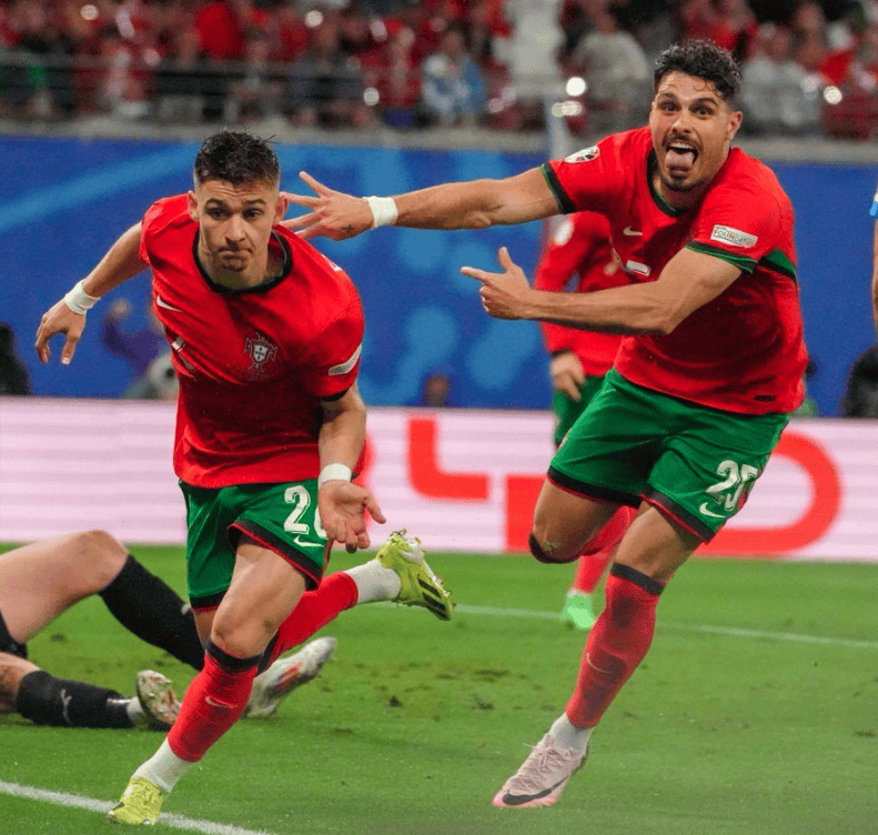 非洲球员在国际比赛中取得胜利