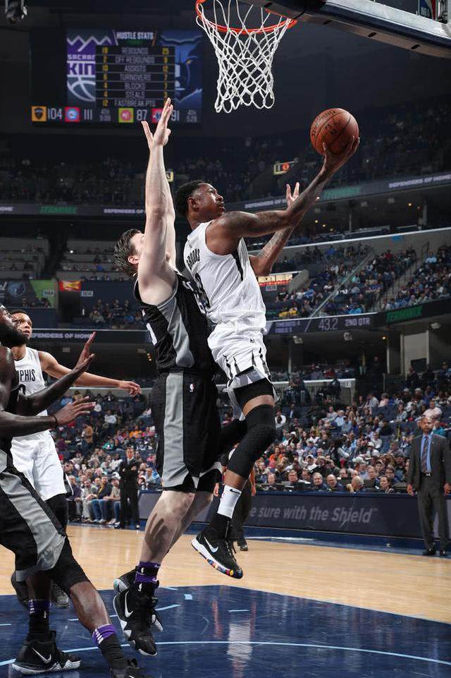 DB彩票官方网站-关于诺里奇城客场逆袭，击溃对手积分上升的信息