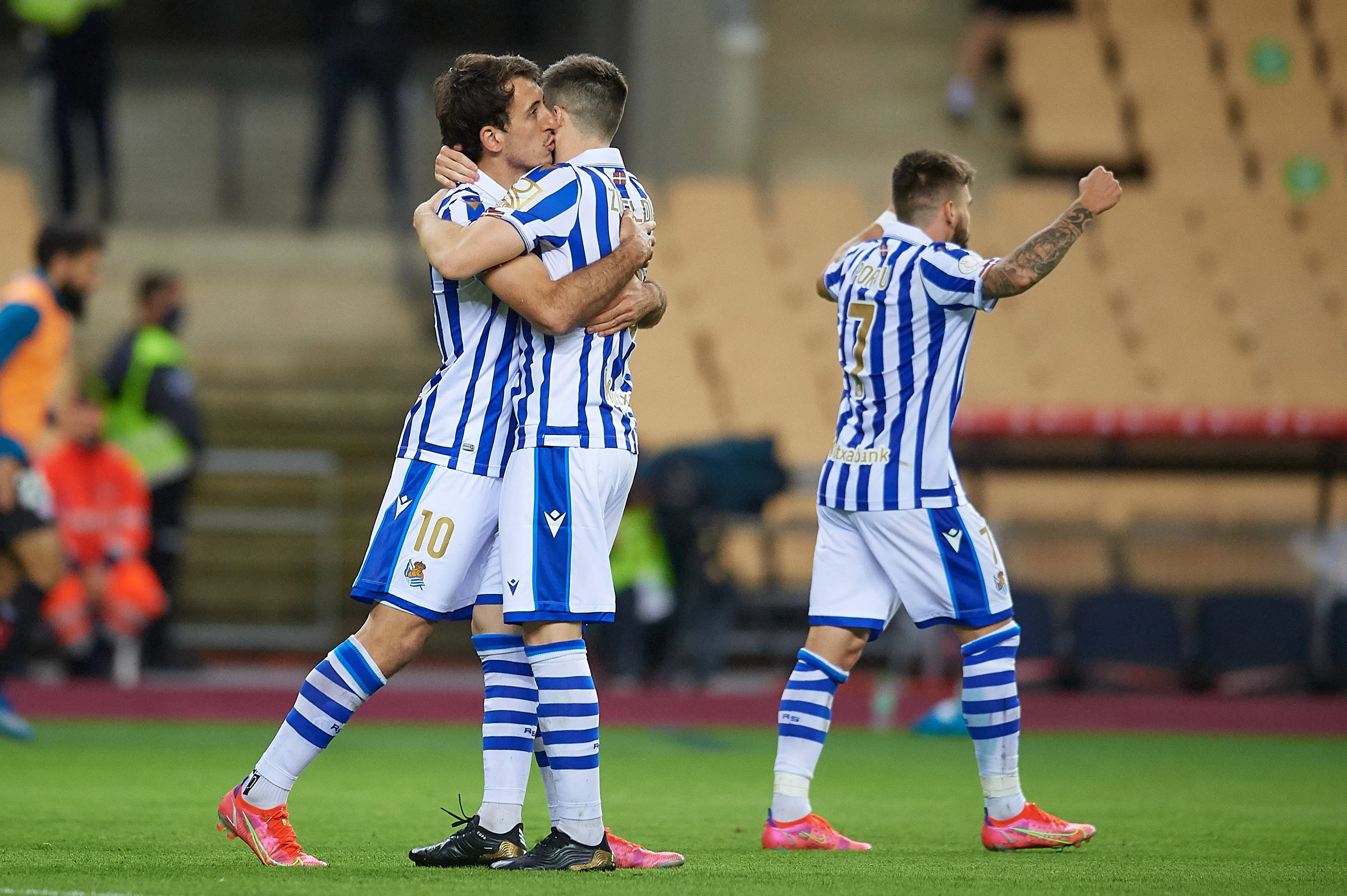 摩纳哥队伍全力备战下一场比赛的简单介绍