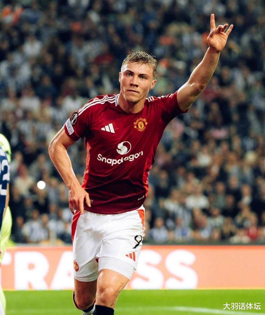 DB游戏-摩纳哥主帅鼓励球员全力拼搏