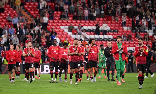 拜仁慕尼黑大胜里昂，豪取小组头名