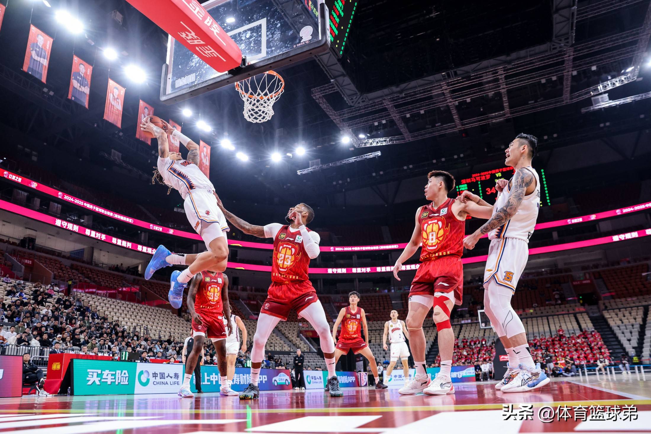 山西男篮新人脱颖而出，秀出实力