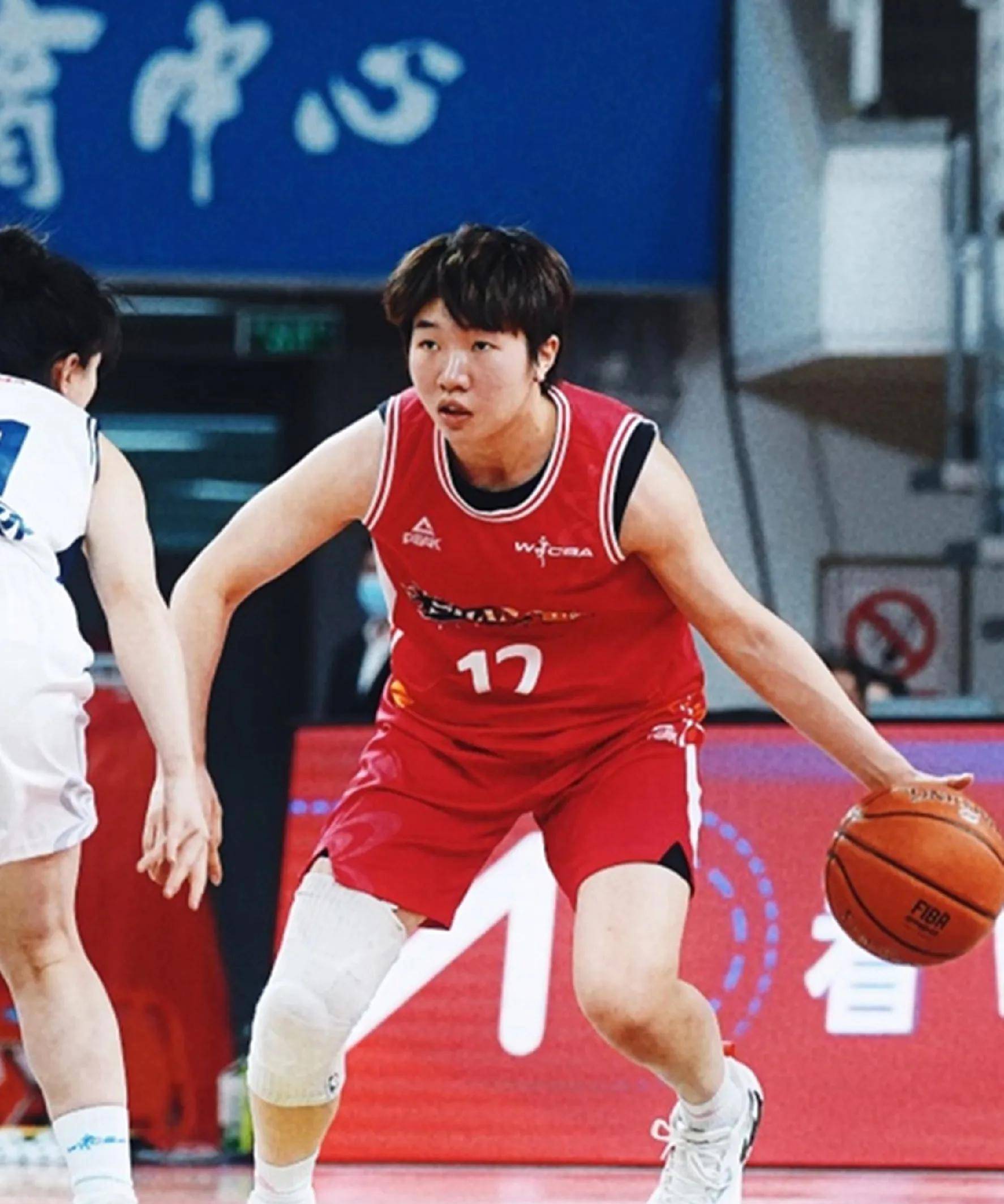 关键抢断关键进攻，球队晋级决赛