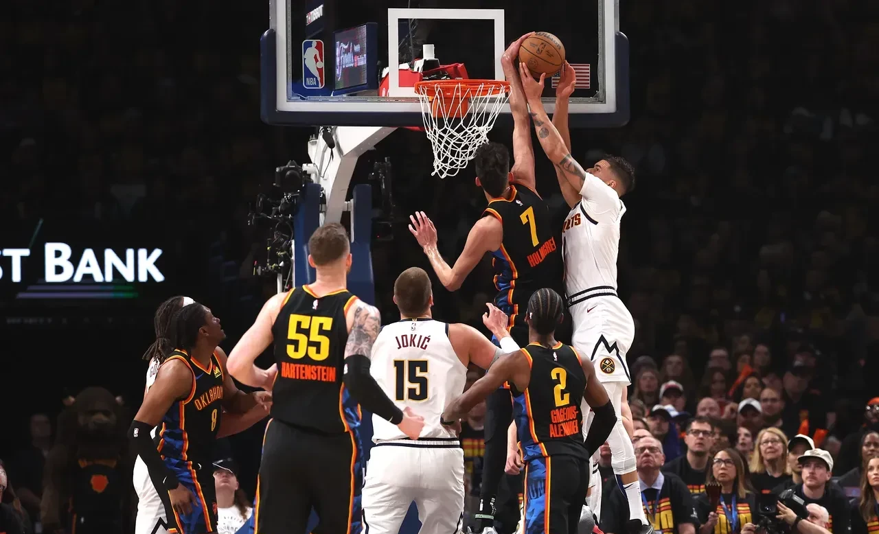 -勇士客场险胜掘金，豪取七连胜