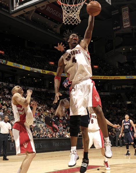 -包含猛龙轻松击败老鹰，豪取三连胜的词条