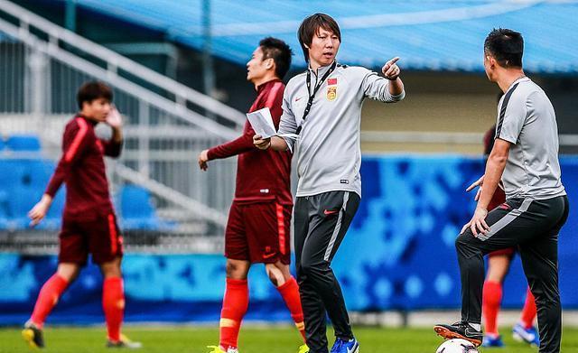 -国足公布集训名单，李铁回归出任新任主帅