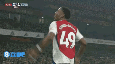 阿森纳前场无解，轻松获得三分