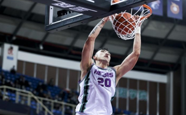 吉林队险胜骑士，陶汉林关键制胜