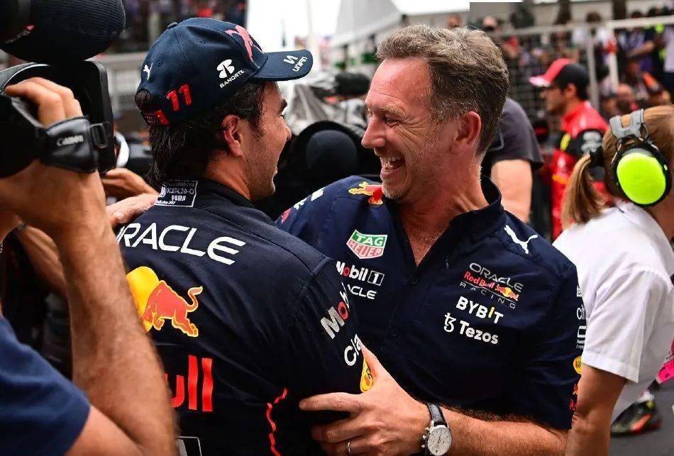 DB gaming-梅赛德斯完胜迈凯伦,佩雷兹关键制胜的简单介绍